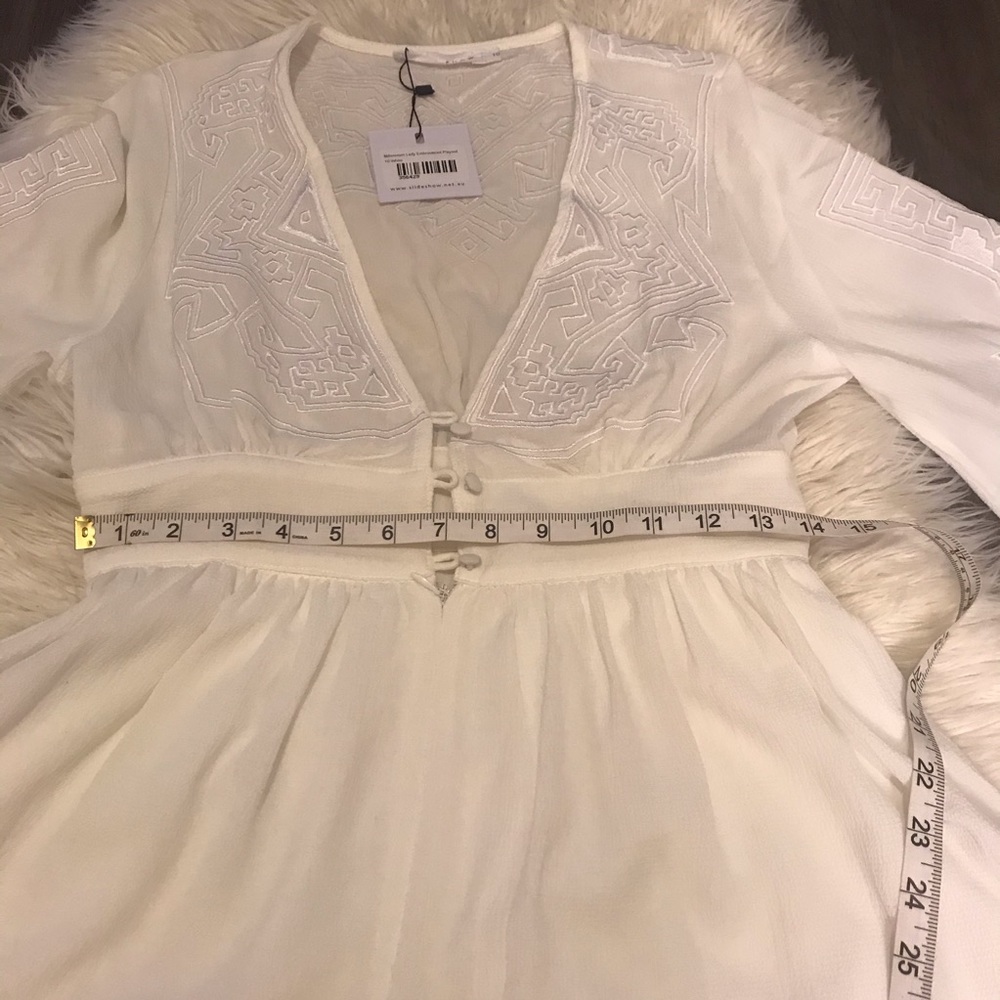 Embroidered Playsuit - Picture 5 of 7